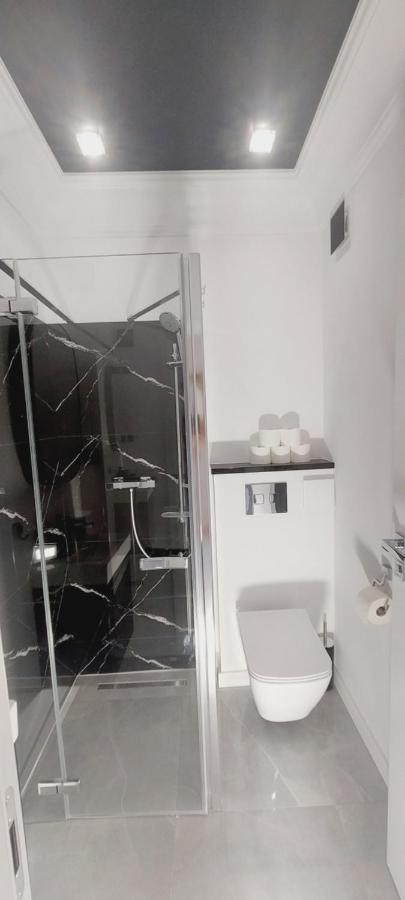 Central Apartments Astoria 1 Гданск Екстериор снимка